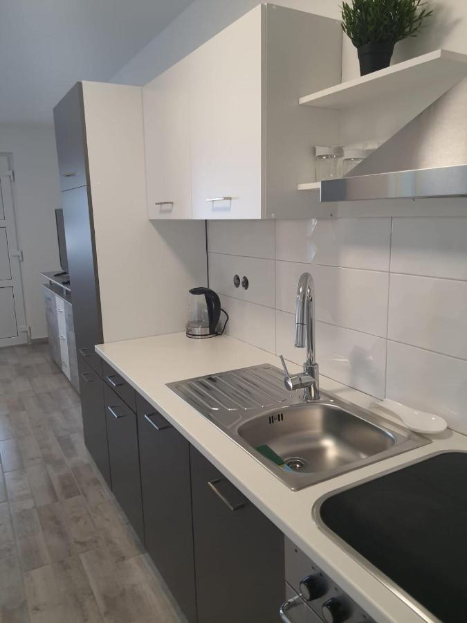 Zrinec Apartment วีร์ ภายนอก รูปภาพ